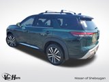 New 2025 Nissan Pathfinder Platinum image 3