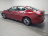 Used 2023 Nissan Altima 2.5 SV image 3