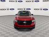 Used 2025 Ford Maverick XLT image 3