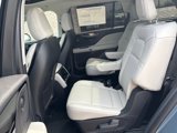 New 2025 Lincoln Aviator AWD w/ Equipment Group 101A image 4