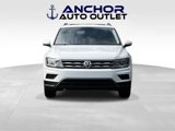 Used 2021 Volkswagen Tiguan SE w/ Panoramic Sunroof Package image 2