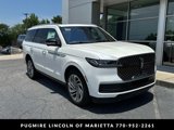 New 2025 Lincoln Navigator Reserve image 2