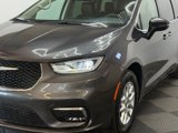 Used 2023 Chrysler Pacifica Touring-L image 5