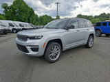 New 2025 Jeep Grand Cherokee Summit image 2