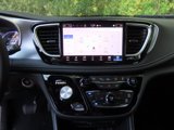 New 2025 Chrysler Pacifica Limited w/ Uconnect Theater Family Group image 5