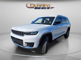 Used 2024 Jeep Grand Cherokee L Limited image 3