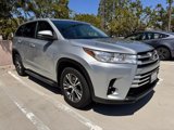 Used 2018 Toyota Highlander LE image 2