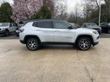Certified 2024 Jeep Compass Limited image 6