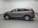 Used 2019 Kia Sorento LX image 3