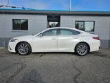 Used 2022 Lexus ES 250 image 3