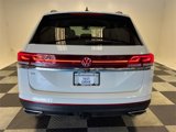 Certified 2024 Volkswagen Atlas SE image 4