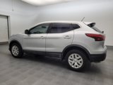 Used 2017 Nissan Rogue Sport S image 3