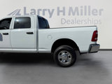 Used 2024 RAM 2500 Tradesman w/ Chrome Appearance Group image 4