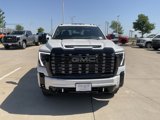 New 2025 GMC Sierra 3500 Denali Ultimate image 2