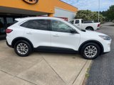 Used 2022 Ford Escape SE image 3