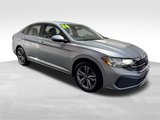 Used 2024 Volkswagen Jetta SE image 3