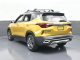 Certified 2023 Kia Seltos S image 4