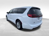 New 2025 Chrysler Pacifica Select image 5