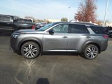 New 2025 Nissan Pathfinder Platinum image 4