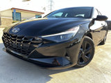 Used 2021 Hyundai Elantra SEL image 2