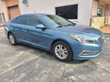Used 2015 Hyundai Sonata SE image 2
