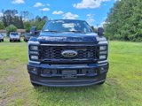 New 2025 Ford F250 XLT w/ Black Appearance Package image 4
