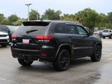 Certified 2022 Jeep Grand Cherokee Laredo X image 3