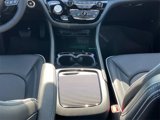 New 2025 Chrysler Pacifica Limited w/ Uconnect Theater Family Group image 5