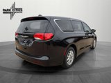 Used 2022 Chrysler Voyager LX image 3