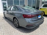 Certified 2025 Volkswagen Jetta SE image 5