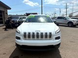 Used 2017 Jeep Cherokee Latitude w/ Cold Weather Group image 2