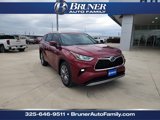 Used 2021 Toyota Highlander Platinum image 1