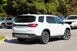 New 2025 Honda Pilot Touring image 2