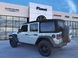 Used 2024 Jeep Wrangler Unlimited image 3