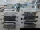 New 2025 Volkswagen Atlas Peak Edition SE image 2