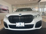 Certified 2022 BMW 740i xDrive w/ M Sport Package image 3