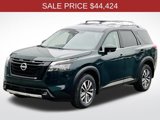 New 2025 Nissan Pathfinder SL w/ Black Appearance Package image 2