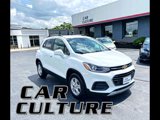 Used 2019 Chevrolet Trax LT w/ LT Convenience Package image 2