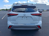 Used 2022 Toyota Highlander Platinum image 5