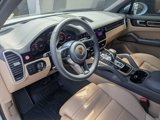 Used 2023 Porsche Cayenne Platinum Edition image 4