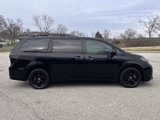 Used 2020 Toyota Sienna SE image 6