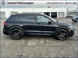 Used 2024 Volkswagen Tiguan SE R-Line image 2
