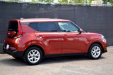 Used 2022 Kia Soul LX w/ Technology Package image 3
