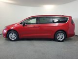 New 2026 Chrysler Pacifica Select image 4