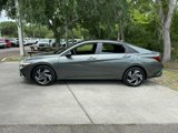 Used 2025 Hyundai Elantra Sport image 2