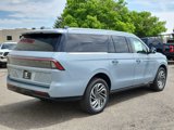 New 2025 Lincoln Navigator L Reserve image 3