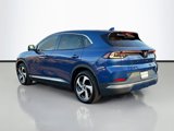New 2025 VinFast VF 8 Eco image 5