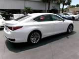 Used 2019 Lexus ES 300h image 3