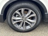 Used 2022 Honda CR-V Touring image 2