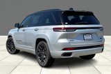 New 2025 Jeep Grand Cherokee Summit image 3